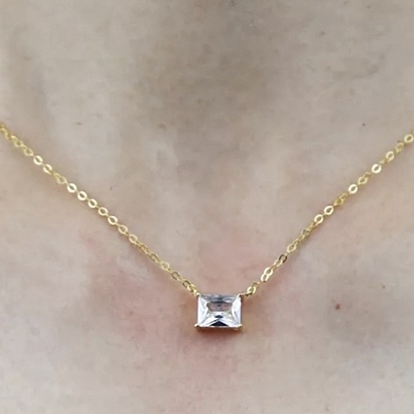 NEW‎ Minimalist Gold Necklace with Simulated Diamond Emerald Cut Pendant, 16-18” - Picture 5 of 7